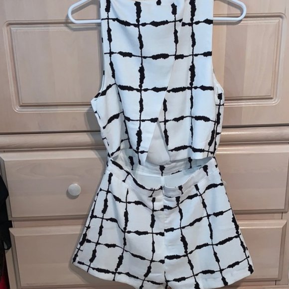 SHEIN Romper - Picture 2 of 2